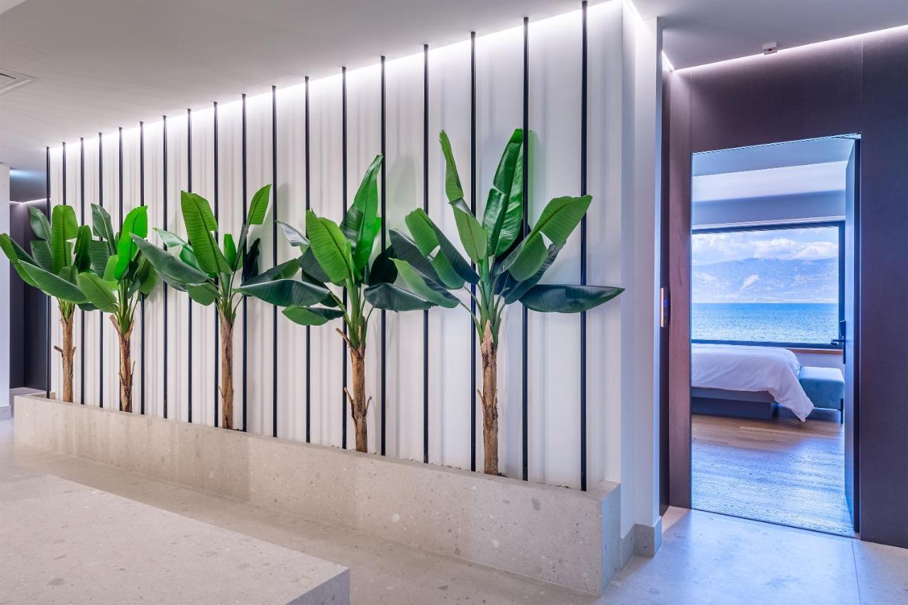 Amario Suites Hotel 아이기오 외부 사진
