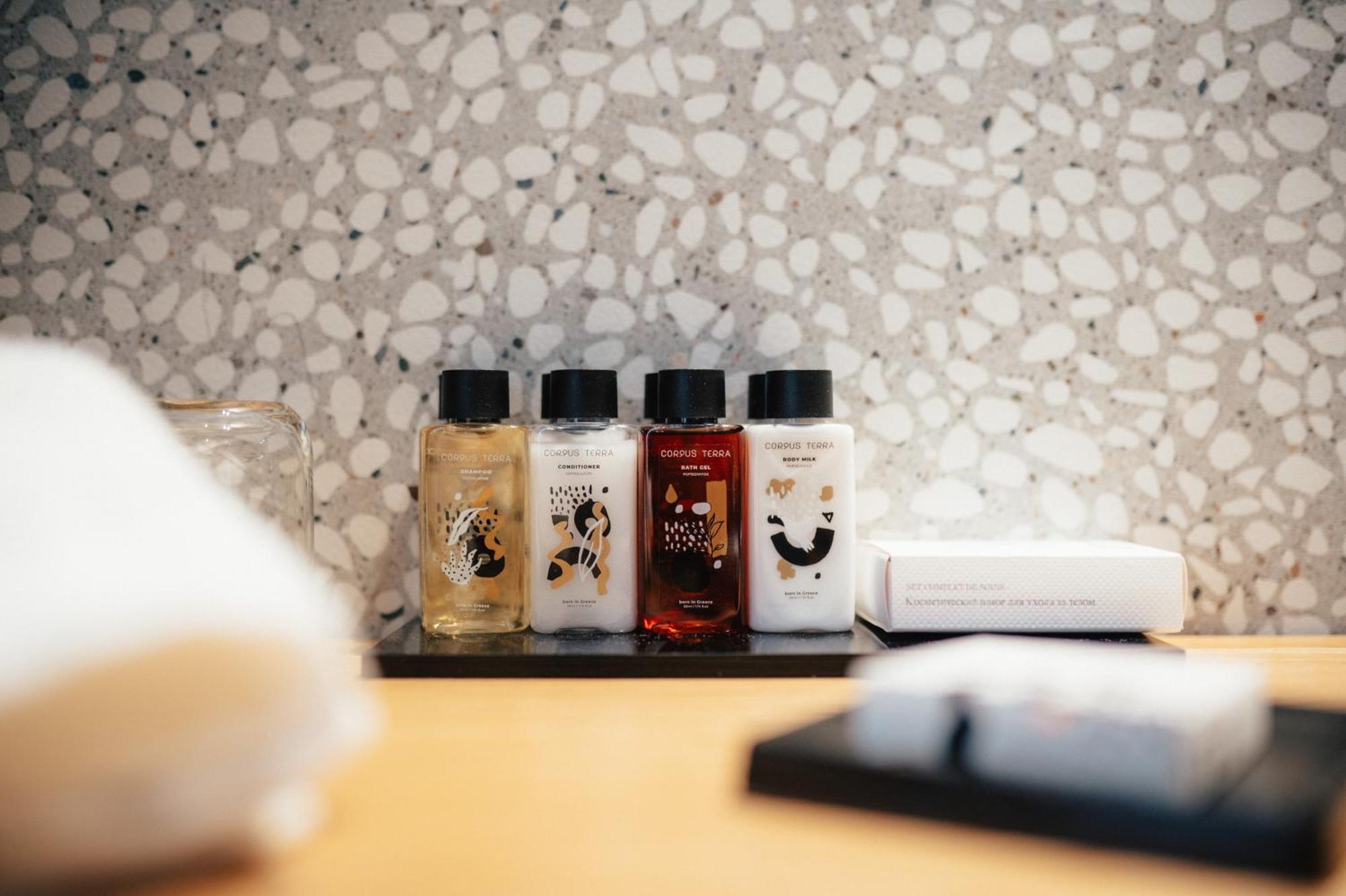 Amario Suites Hotel 아이기오 외부 사진